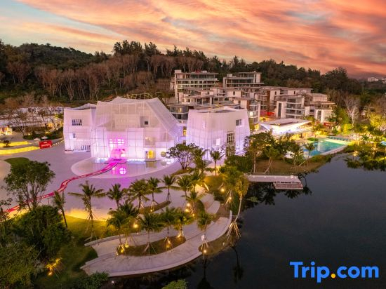 Wanning Xinglong Longing Hotel and Resort(All Suite Rooms)