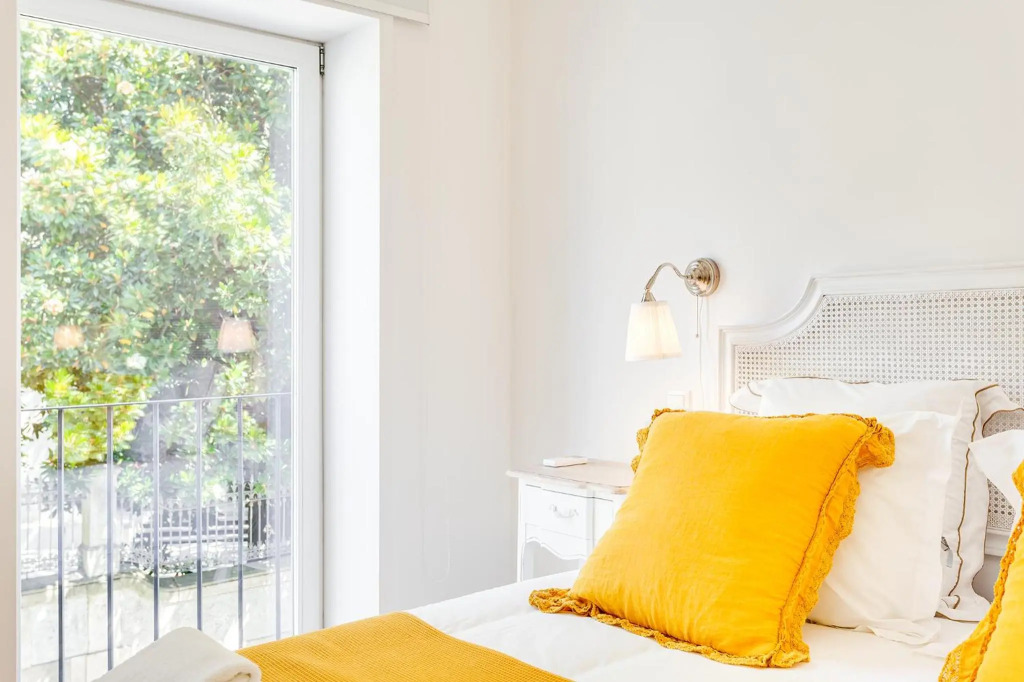 Almada Downtown Apartment by DAHOME