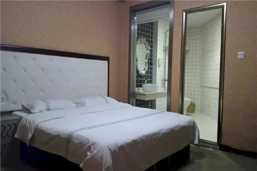 Kaiyue Business Hotel