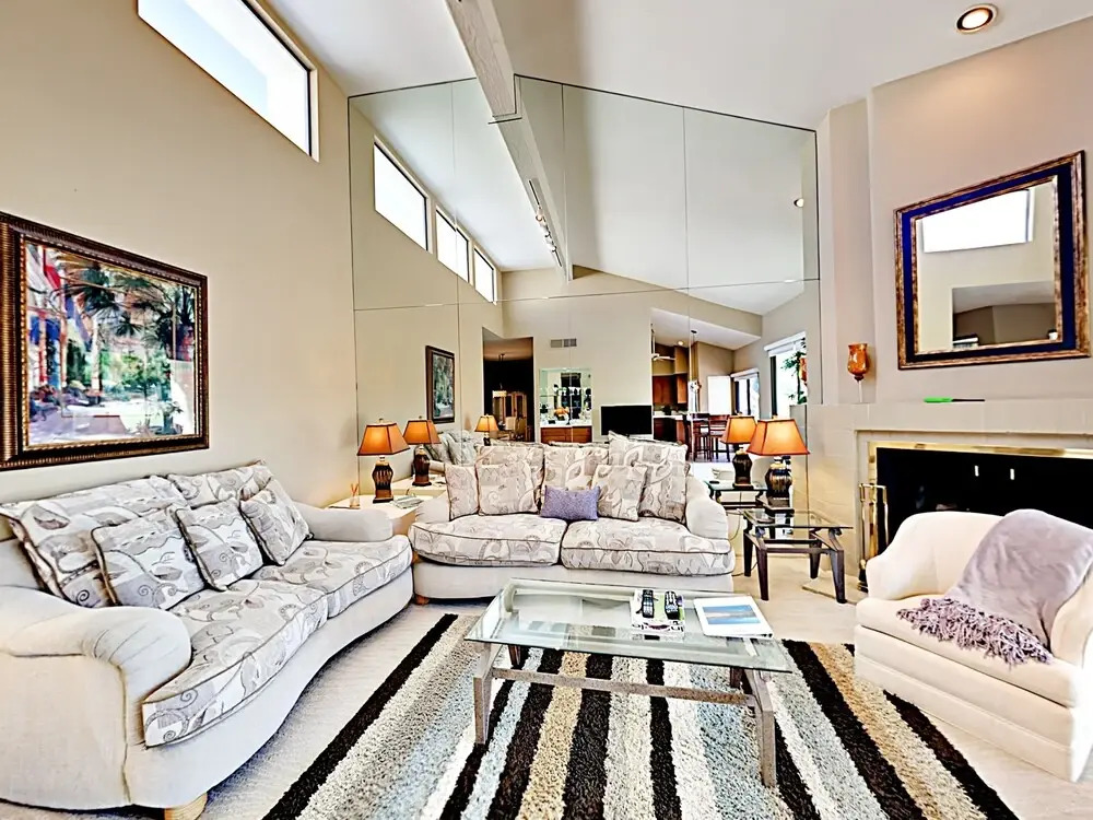 55323 Southern Hills Condo 3 Bedrooms 3.5 Bathrooms Condo