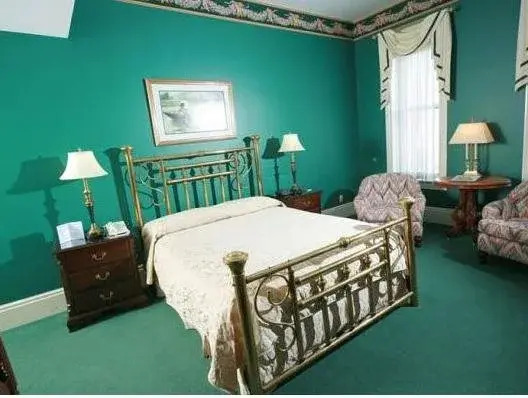 The Waterloo Hotel