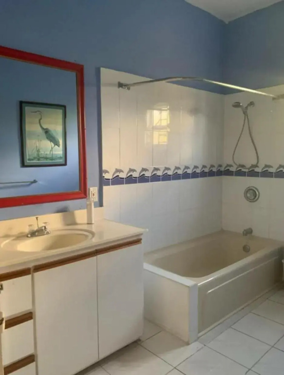 3 Br Townhouse In Montego Bay - Prj 1456