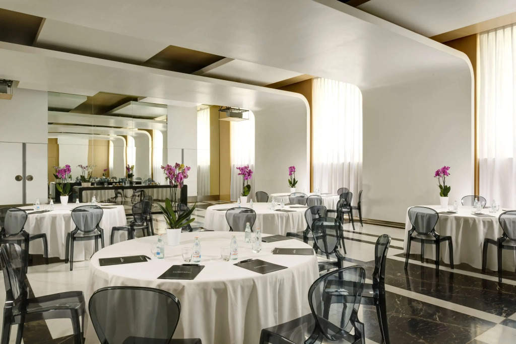 Palazzo Montemartini Rome, A Radisson Collection Hotel