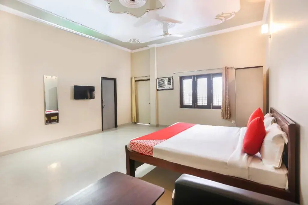 Chetiya Farm House by OYO Rooms