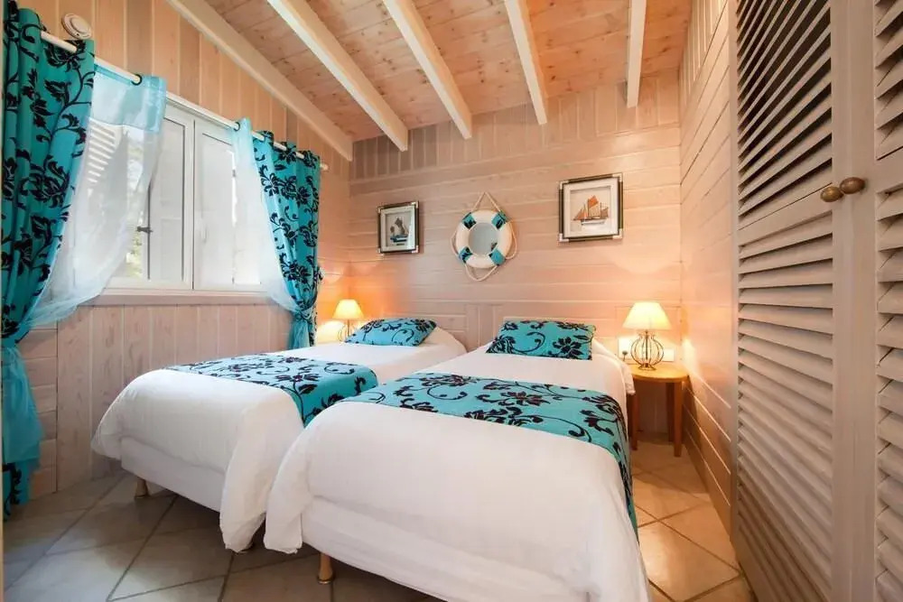 Charming Villa in Bonifacio for 4 to 5 Pers. 1km From the Port With air Conditioning