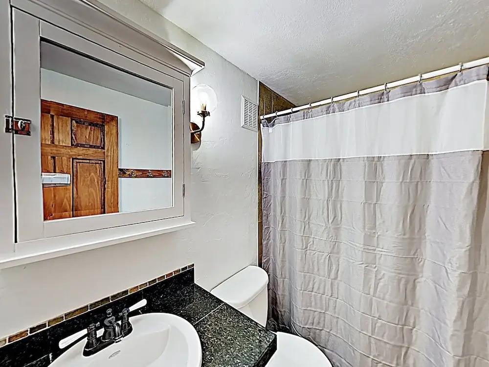 New Listing! Ski Haven - Walk To Resort Base 2 Bedroom Condo