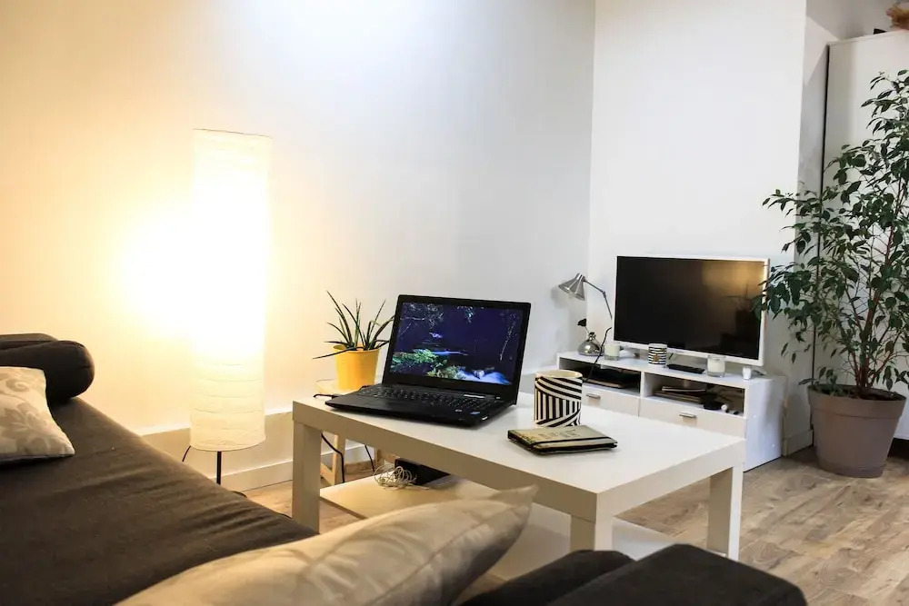 Charlie Studio