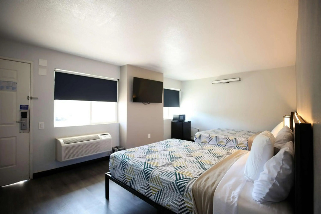 Motel 6-Sacramento, CA - Central