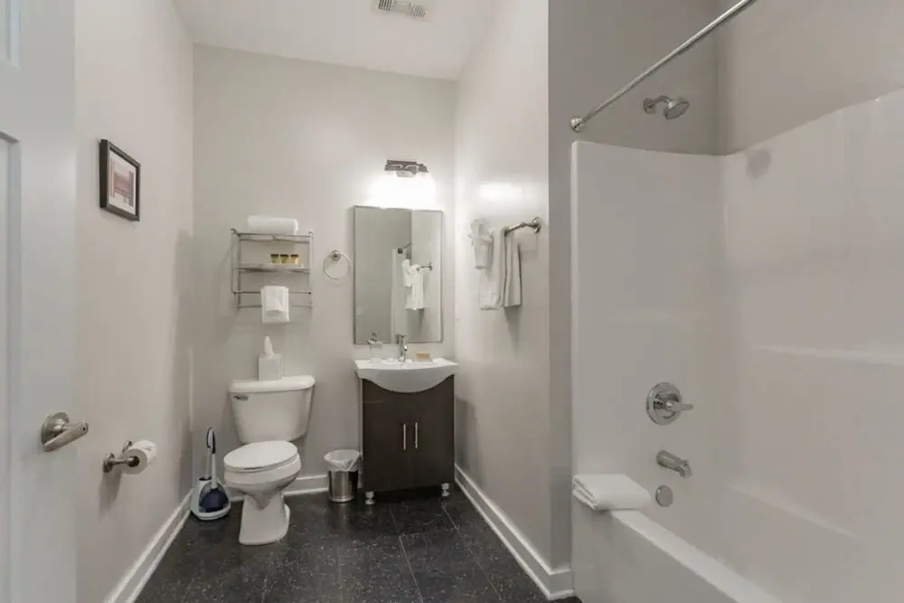 Cozysuites Musicrow Astonishing SDO Free Parking22