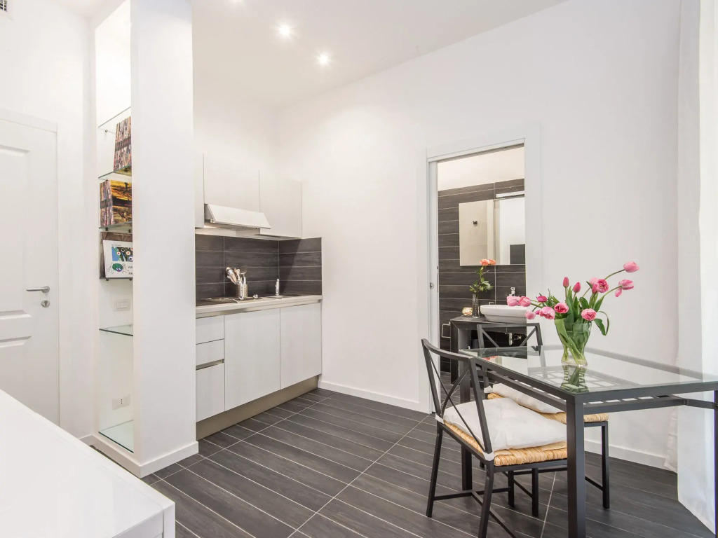 Residenza Ottaviano 105 by Hili