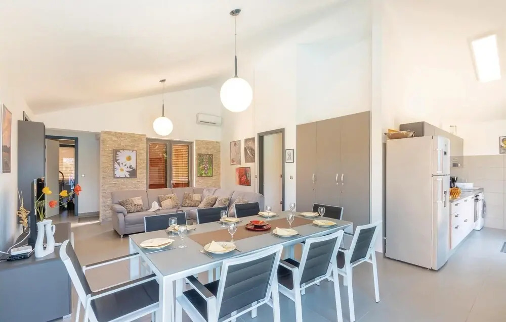 Nice Home in Kneze with Hot Tub, WiFi & Outdoor Swimming Pool