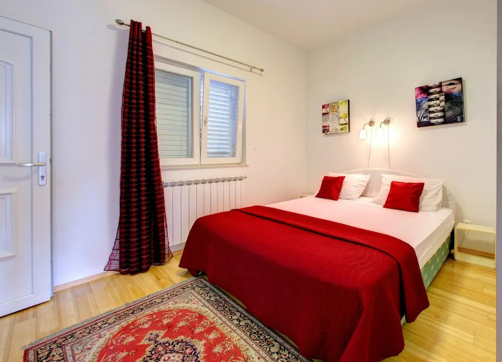Villa Katarina 2nd Floor Apartments