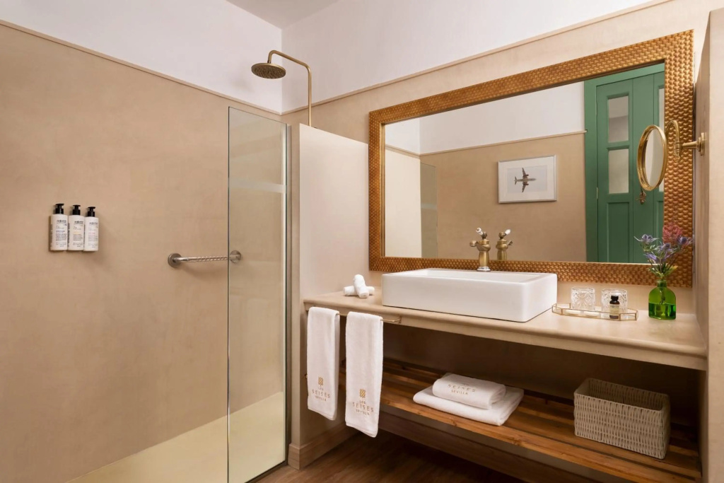 Los Seises Sevilla, a Tribute Portfolio Hotel