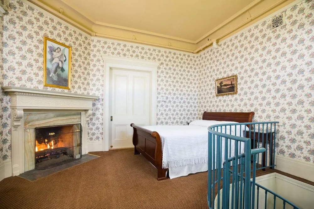 White Spring Manor