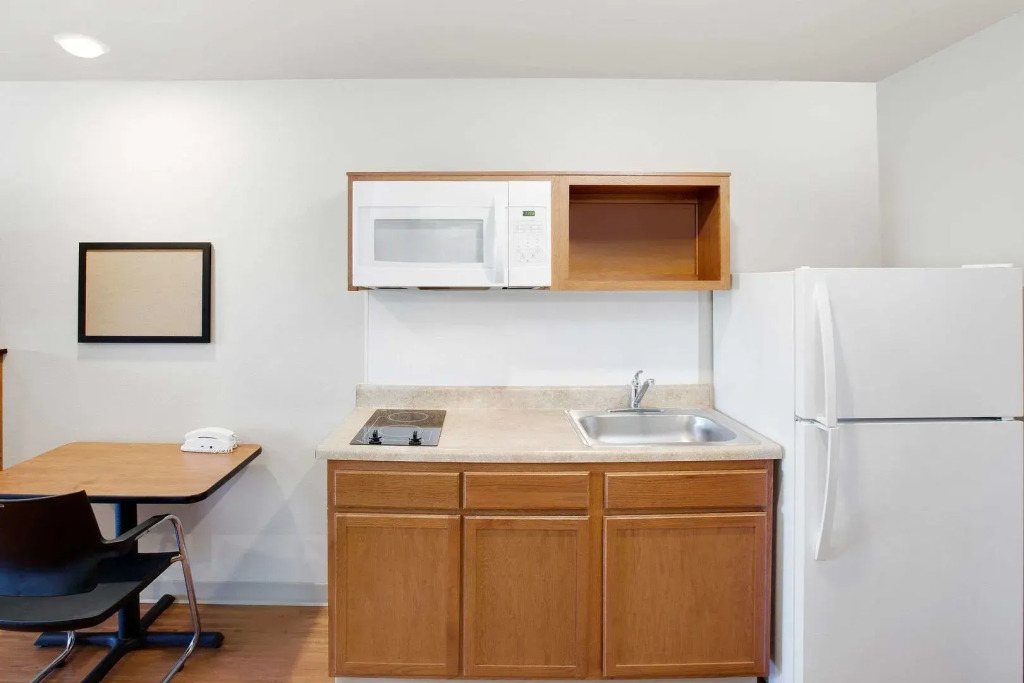 WoodSpring Suites Lake Charles