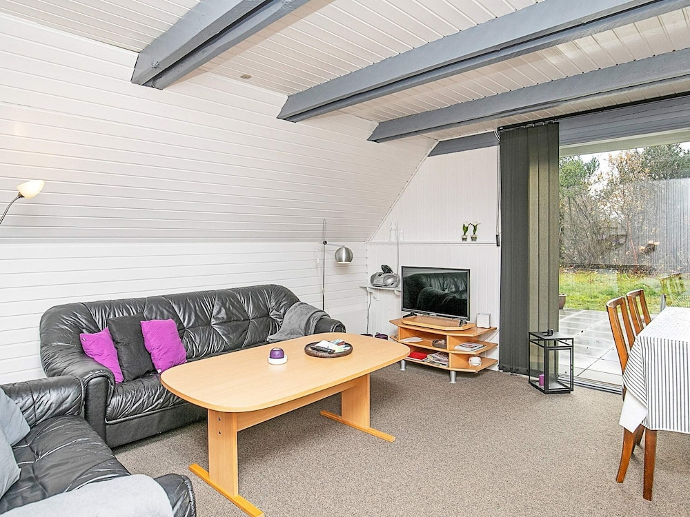 Tranquil Holiday Home in Ringkøbing near Sea