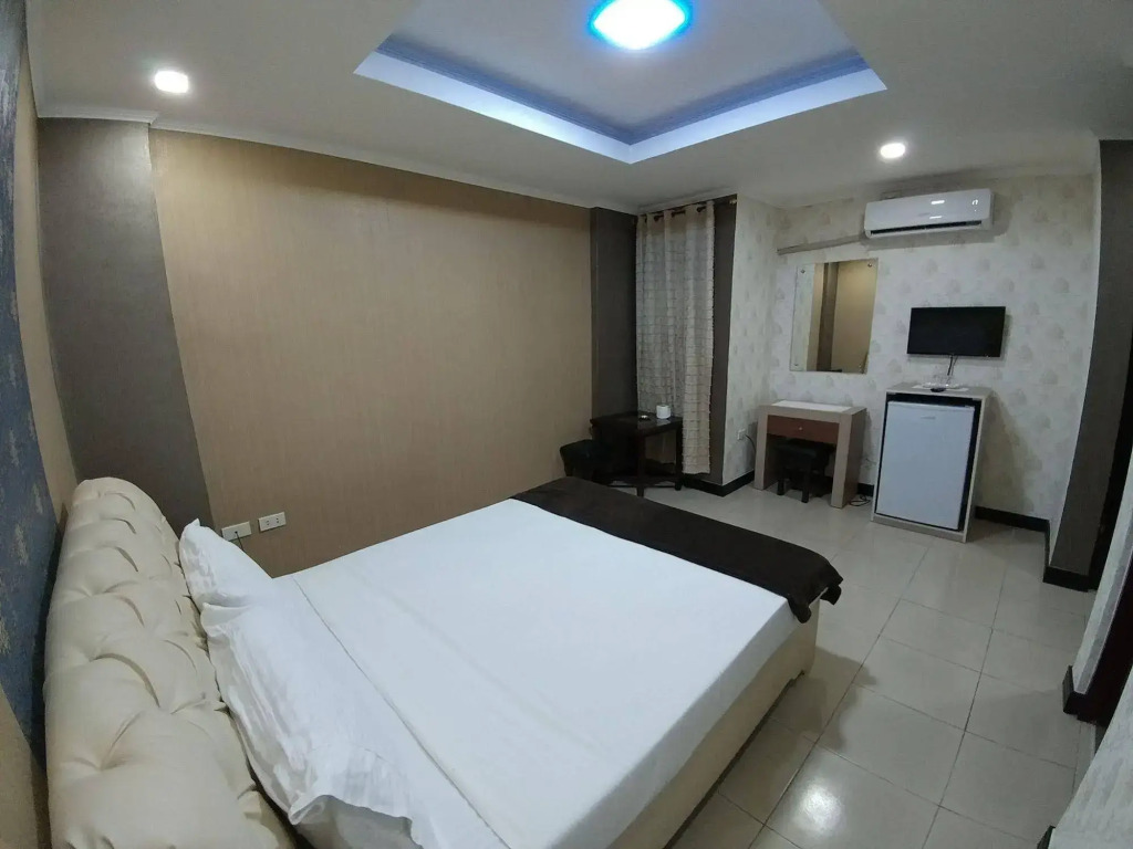 OYO 700 Pj Inn Hotel