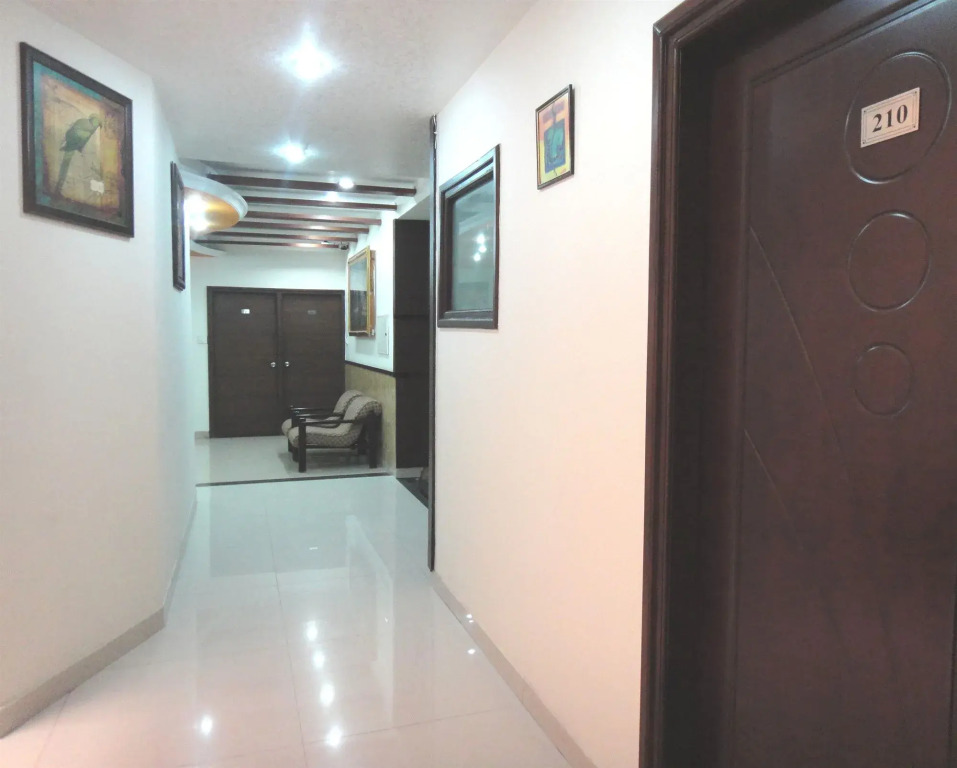 Hotel Orbit-34