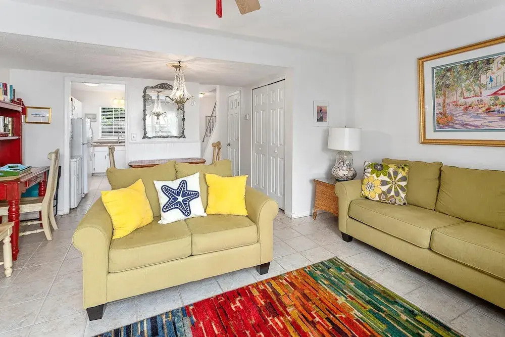 425 Magnolia Ave Unit B by Hodnett Cooper