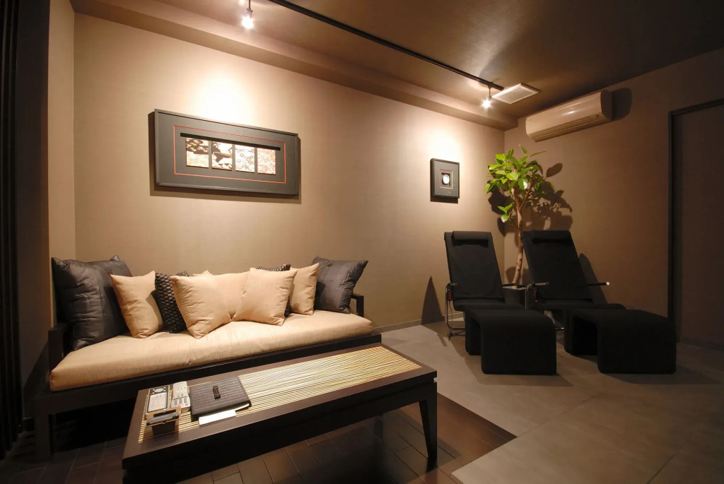 SAKE Kura Hotel 川崎宿