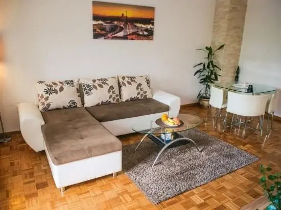 Apartment Arena White
