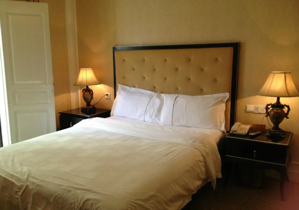 Manhattan Jinling Hotel