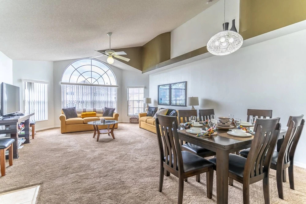 2036 Royal Palm Bay