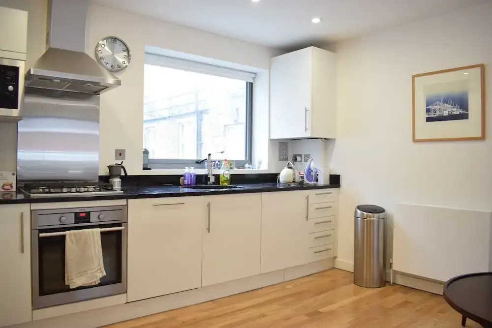 Modern 2 Bedroom Apartment In Old Street
