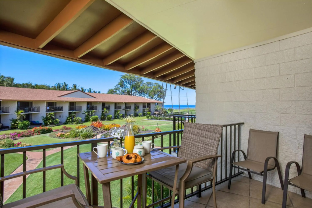 Beautiful 1 Bedroom Condo with Ocean Views | Oceanfront