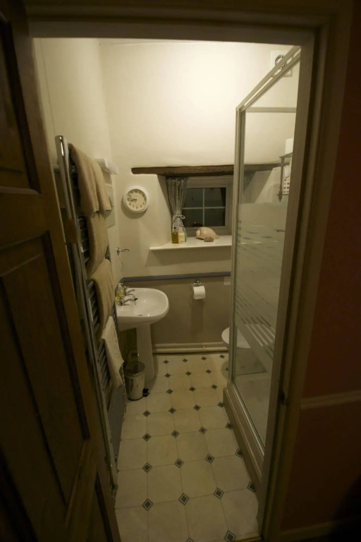 Lea House Bed and Breakfast