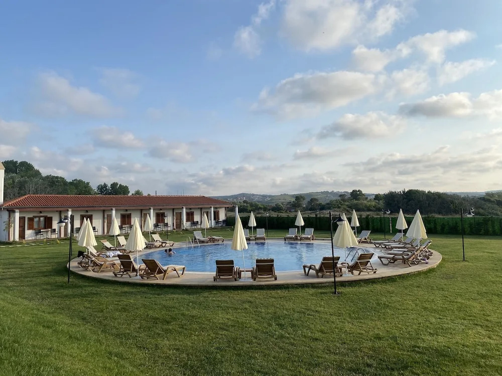 Tarihi Kumbaba Otel