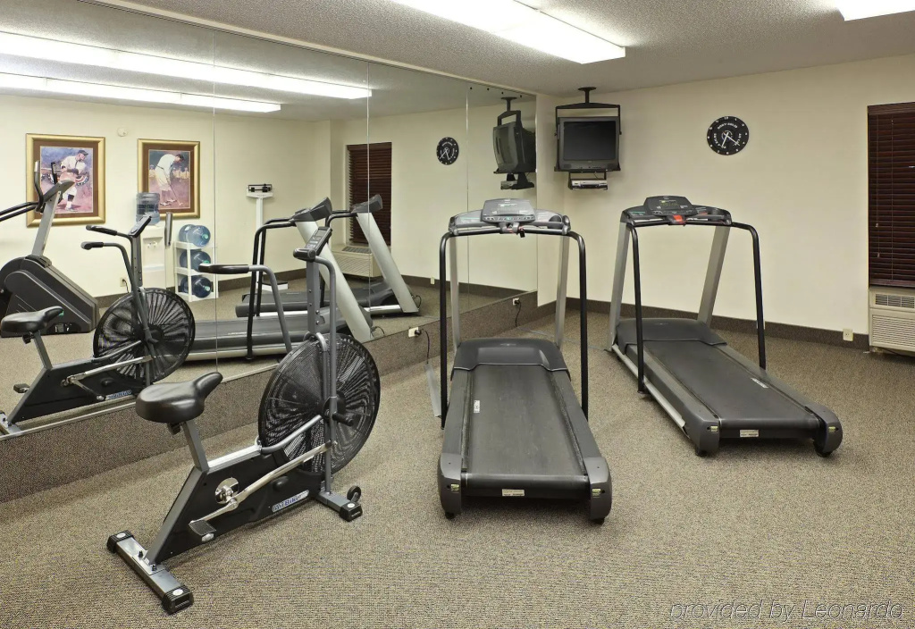 Holiday Inn Express & Suites Fayetteville University of Arkansas Area by IHG