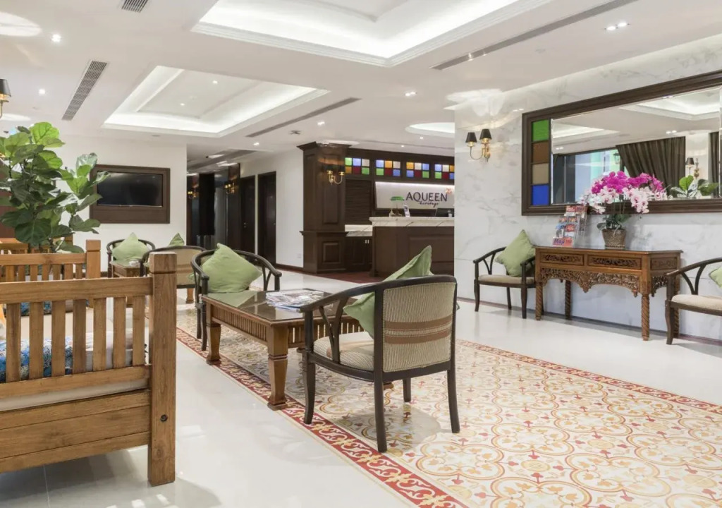 AM Hotel