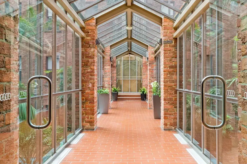 Cosy and Central City Studio Near Attractions