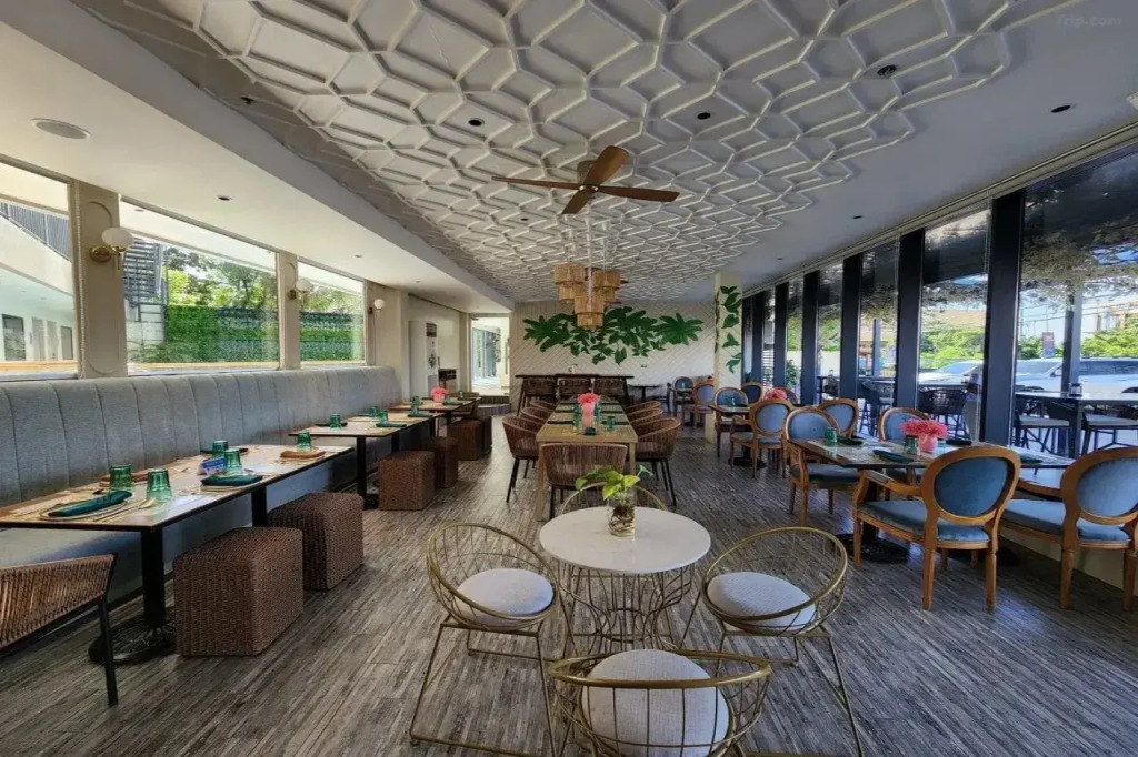 1521 Hotel + Spa