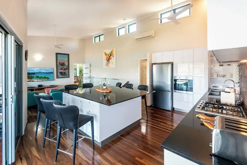 Casuarina Cove Apartments