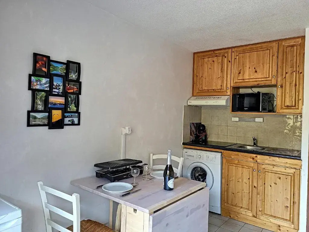 APPART VUE VALLEE -SAINT JEAN D'AULPS STATION- PROCHE MORZINE- 4-6 pers- PIED DES PISTES 2A