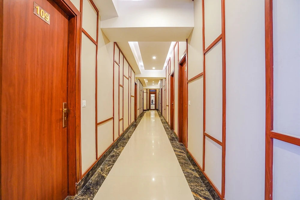 FabHotel Prime Noida Sector 63