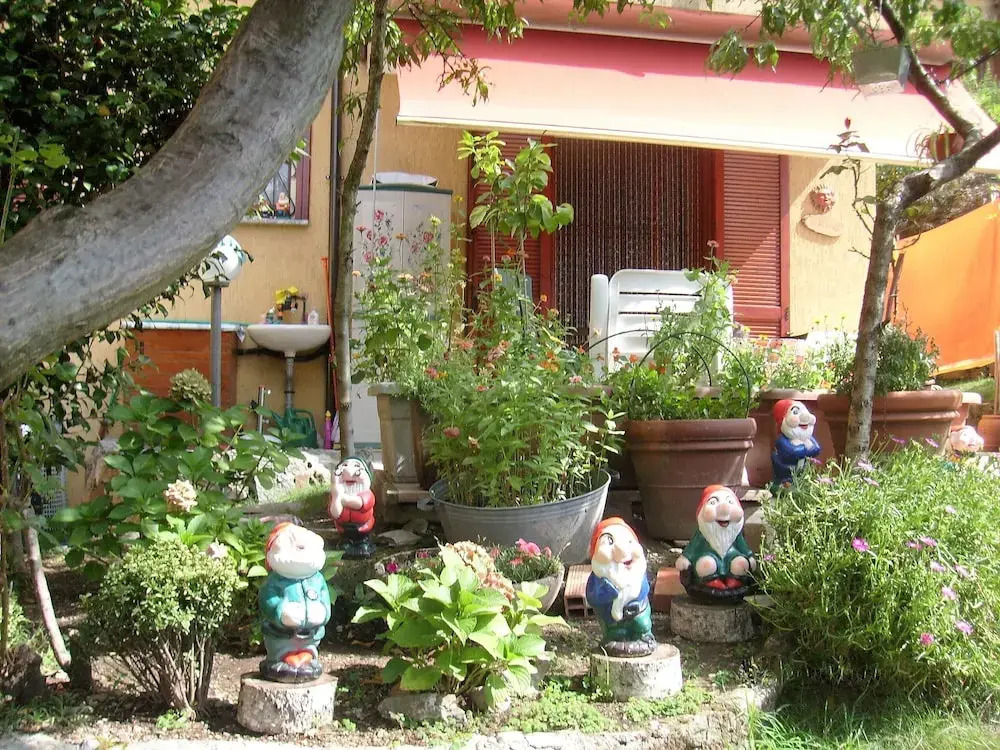 House Yanina