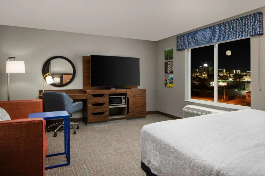 Hampton Inn by Hilton Green Bay Stadium