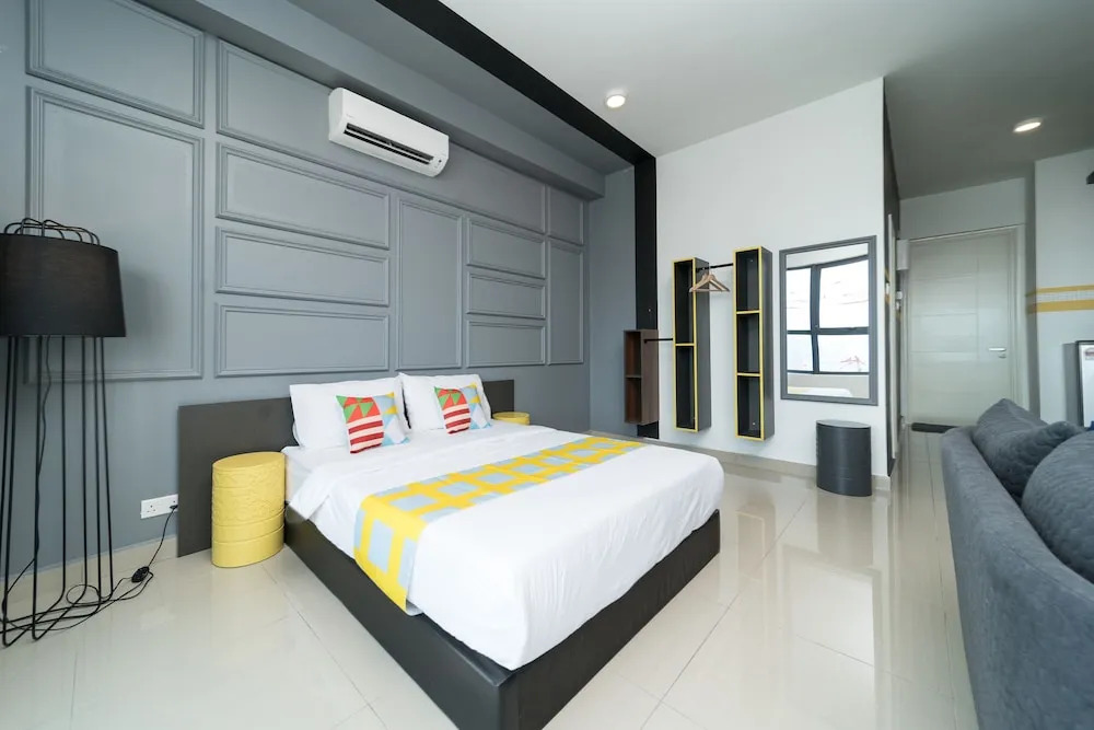 OYO Home 89391 Awesome 1br Arte Plus
