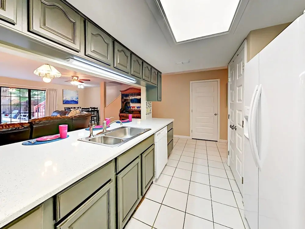 121 E Lantana Street Townhouse Unit B 3 Bedrooms 3 Bathrooms Townhouse