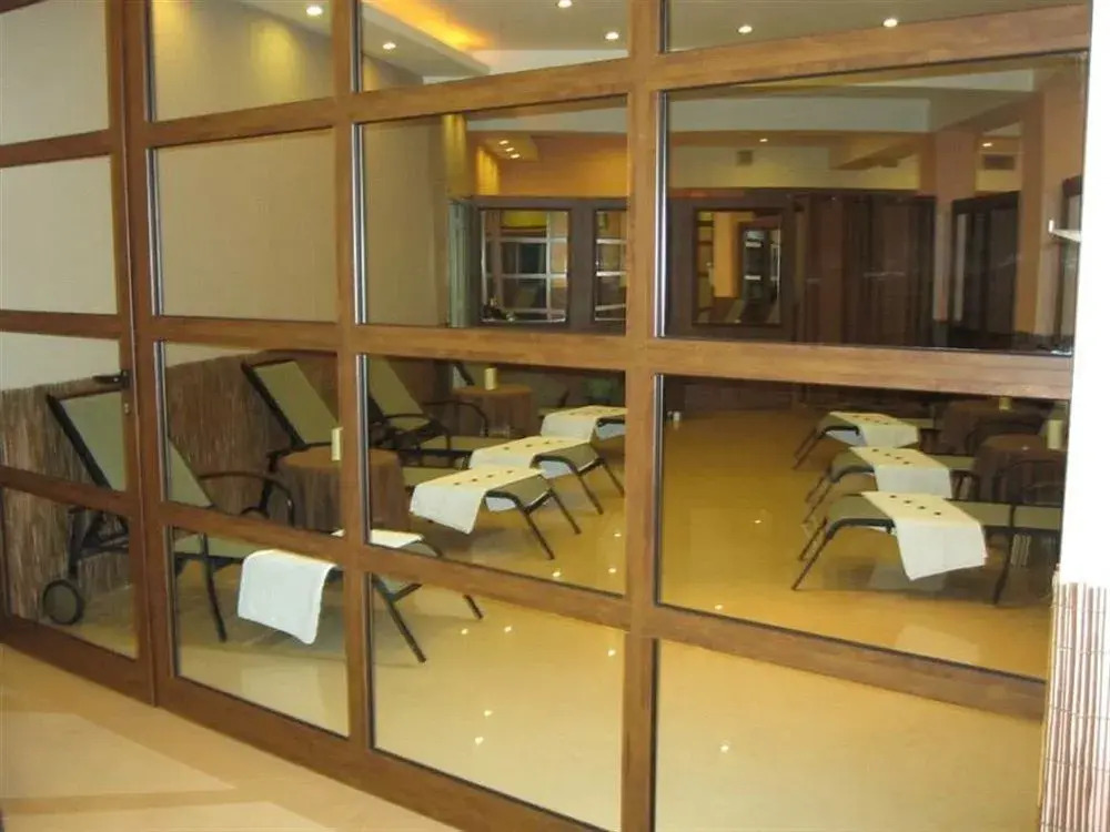 Tindari Resort & Marina Beach