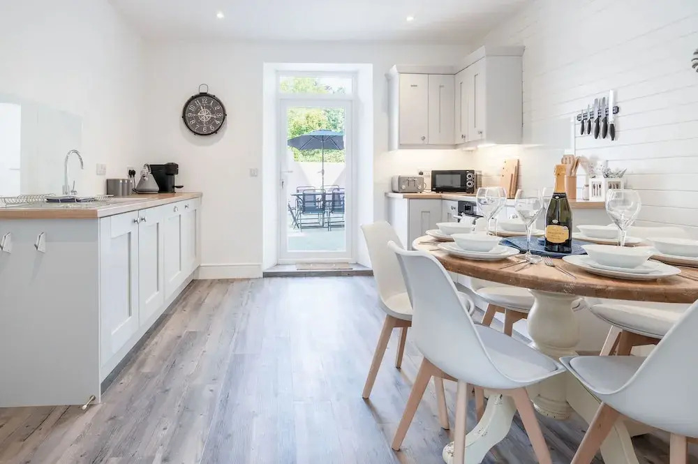 Canol Y Bryn - 3 Bedroom Holiday Home - Tenby