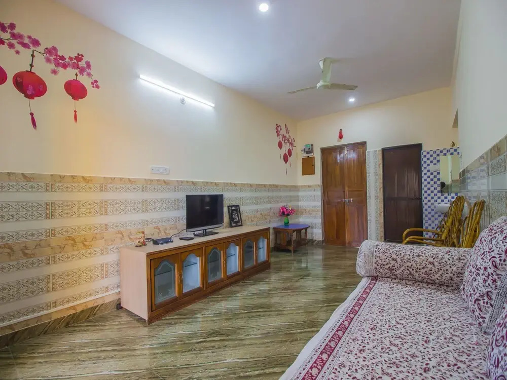 OYO 15804 Home Spacious 2BHK Near Mall De Goa
