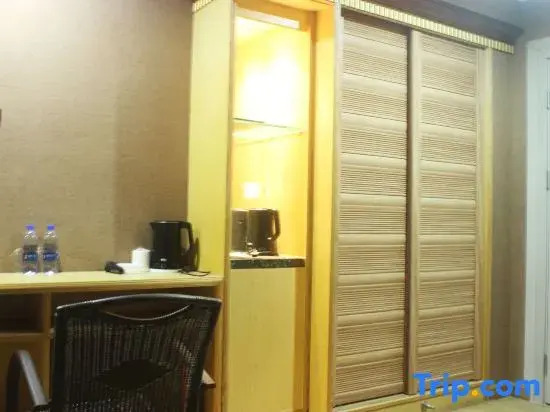 Weiduo Light Luxury Hotel (Huizhou Honghua Lake Branch)