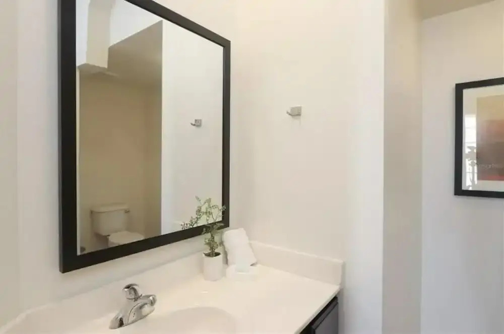 Gated Community With Private hot tub Near Disney!!!