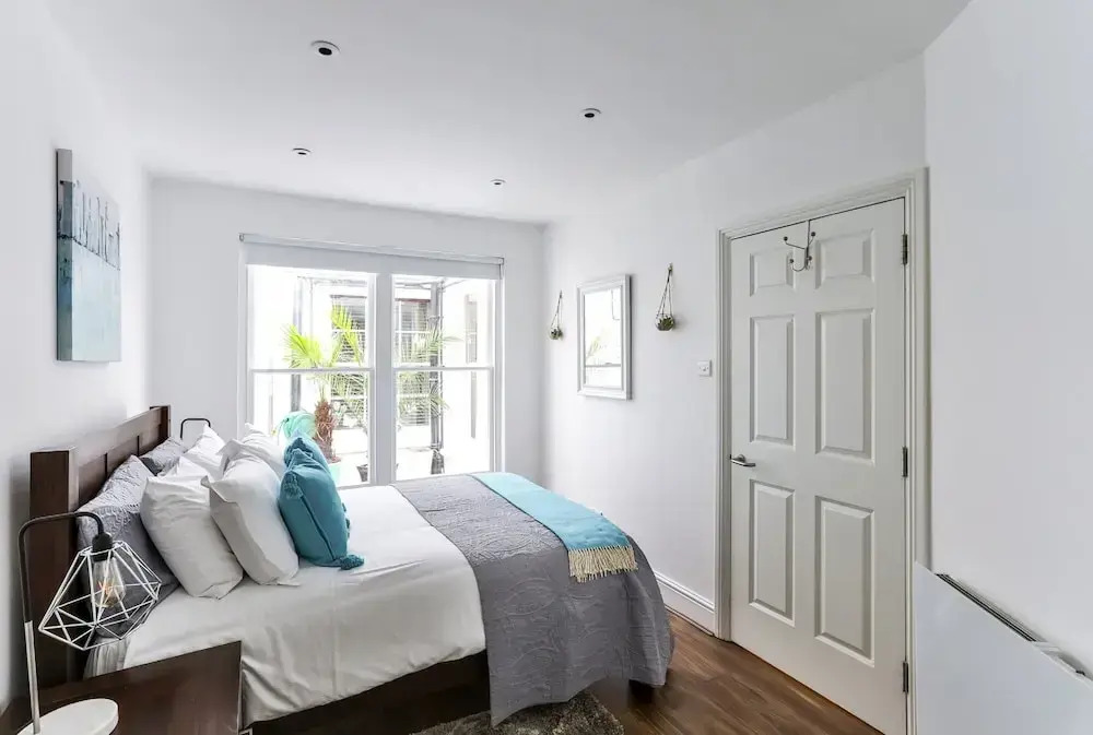 Durweston Mews