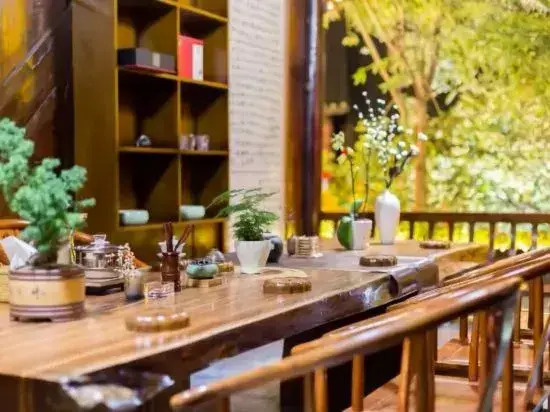 Siji Xiaozhu Hotel