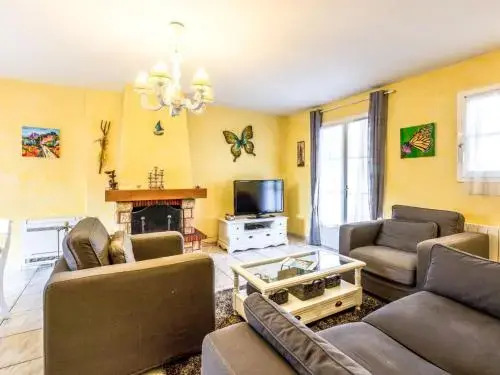 Holiday Home Les Grillons